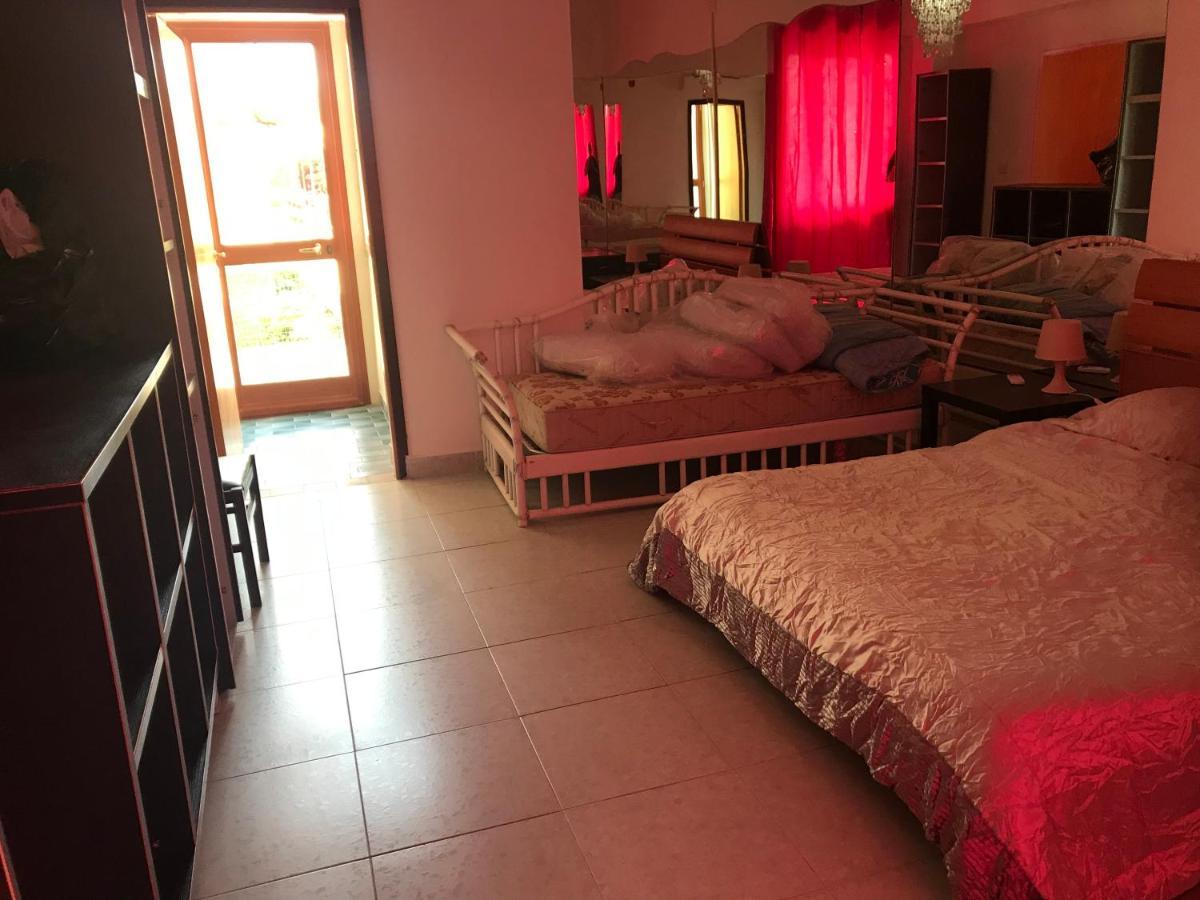 Villa Belvedere Mini Appartamento Pontecagnano Exterior foto