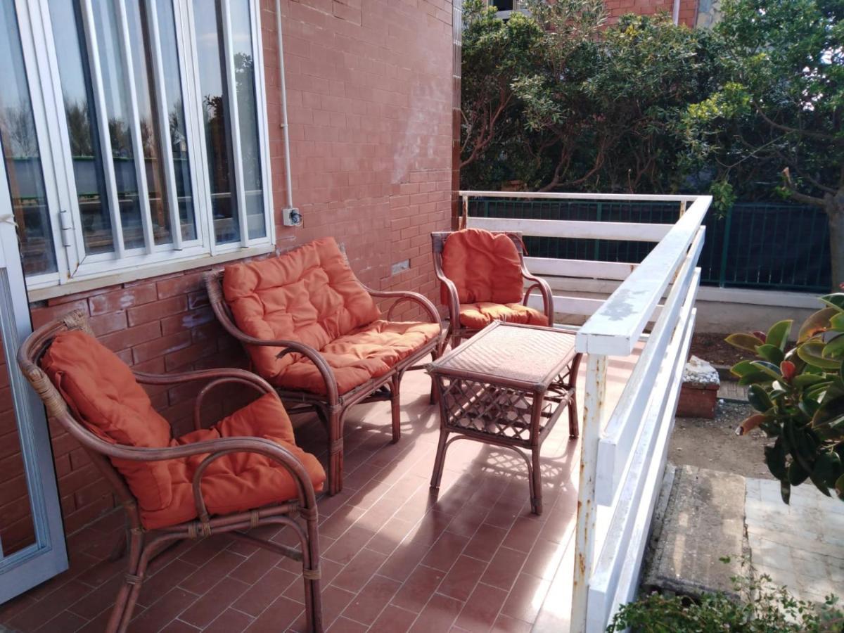 Villa Belvedere Mini Appartamento Pontecagnano Exterior foto